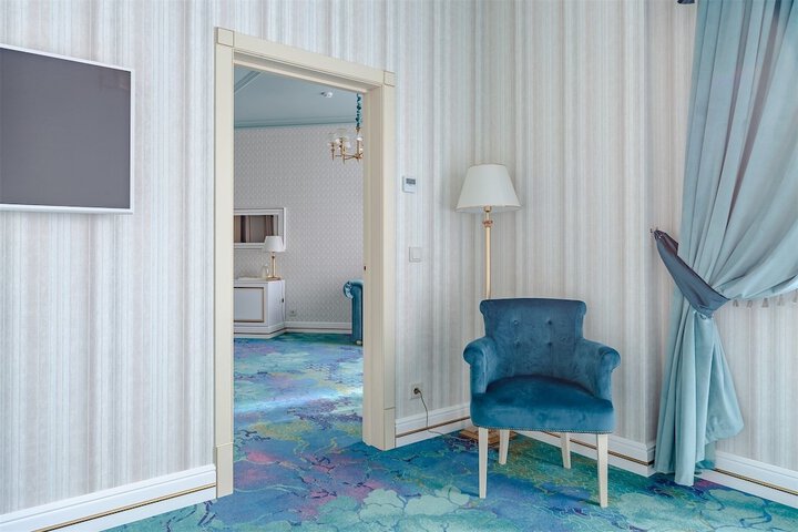 Room 18 of 40