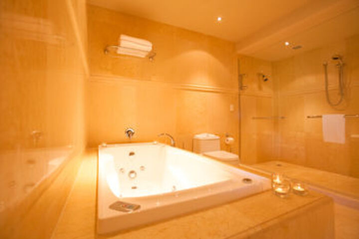 Hot Tub 53 of 70