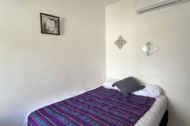 Room 12 of 39