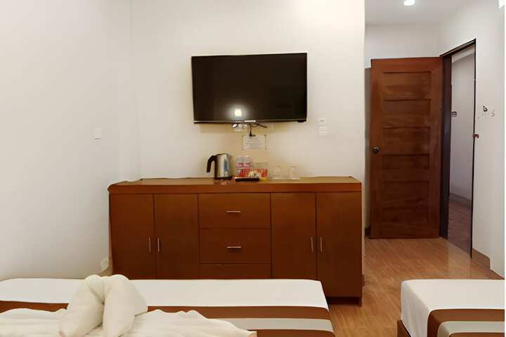 Room 14 of 48