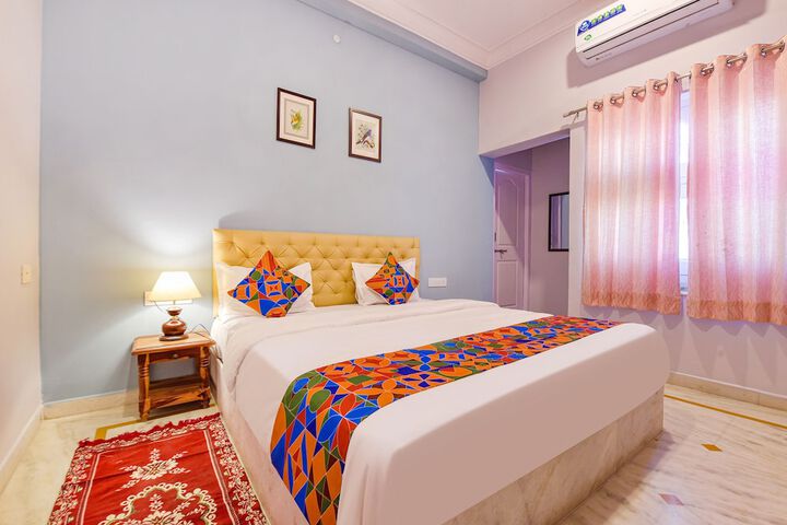 Room 14 of 36