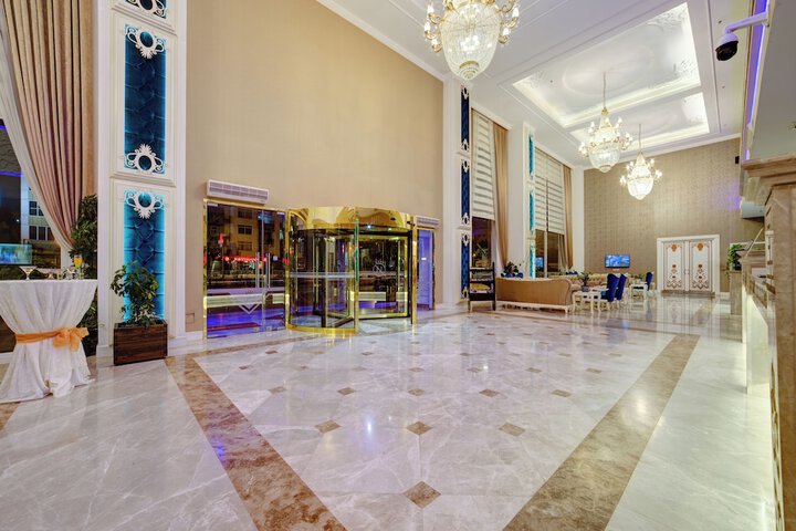 Hotel Interior 11 of 77