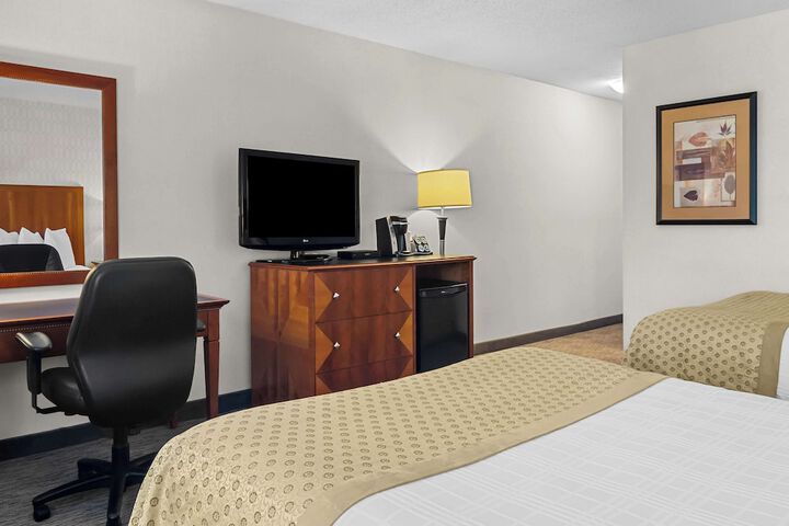 Room 20 of 38