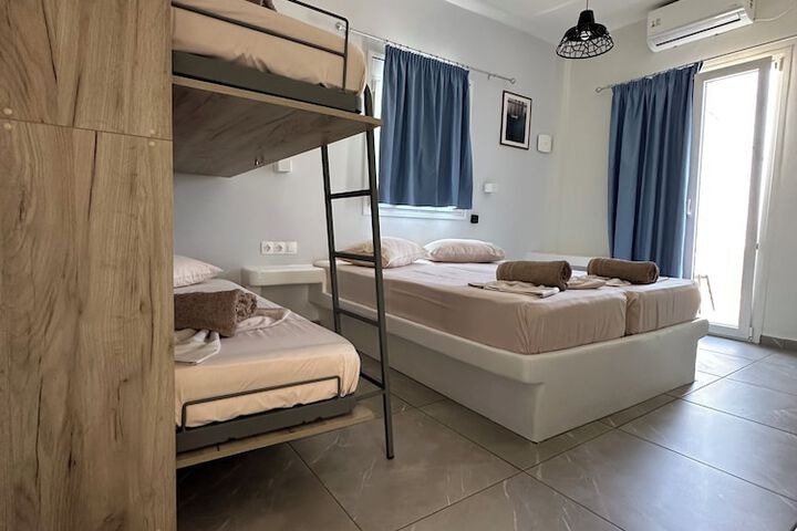 Room 41 of 79