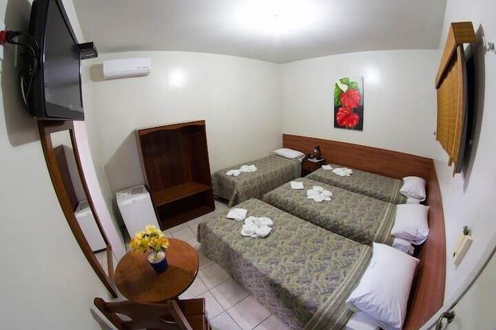 Room 14 of 25
