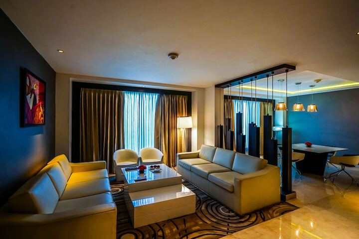 Room 14 of 145