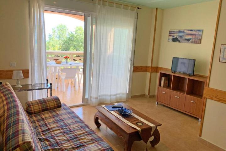 Room 8 of 16