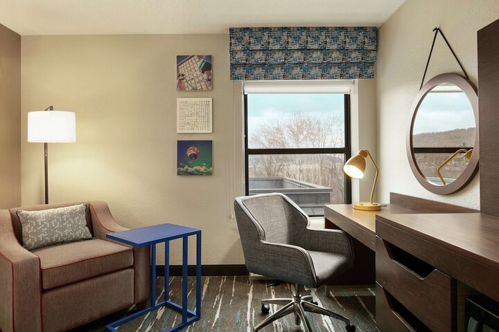 2 Queen Beds (4 of 9)