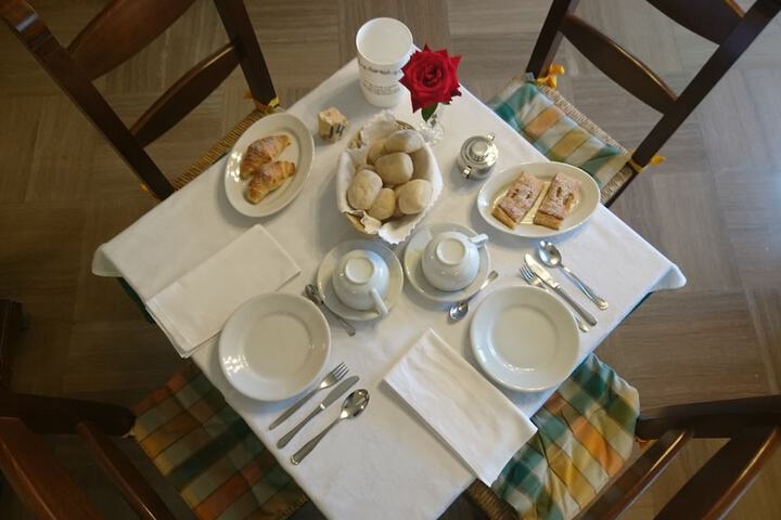 Breakfast/Coffee Service 19 of 26