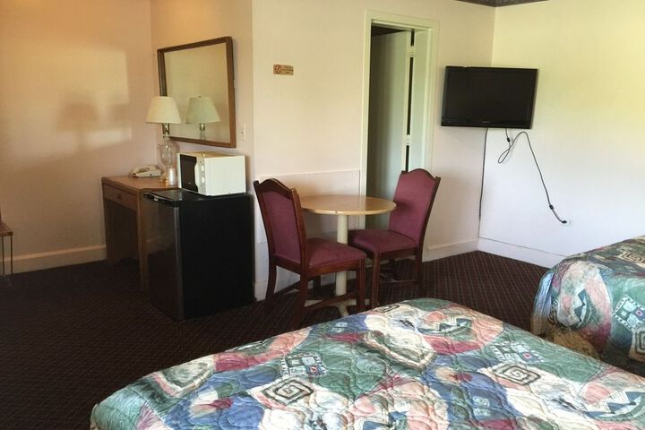 Room 5 of 22