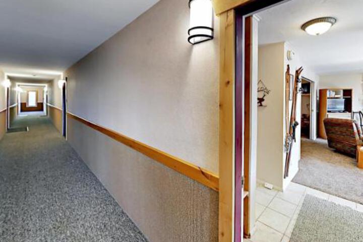 2215 Storm Meadows Dr Condo Unit 13 Building a 1 Bathroom Co in Steamboat Springs, CO
