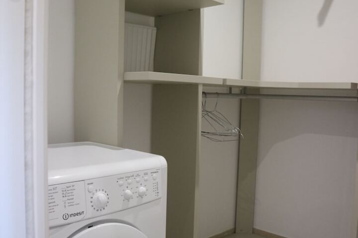 Laundry 17 of 68