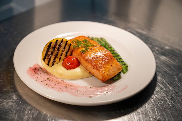 Dining 89 of 116