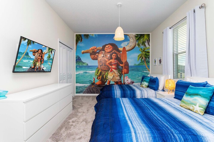 Room 2 of 44