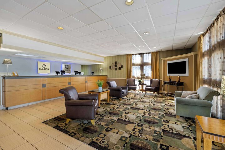Hotel Lobby