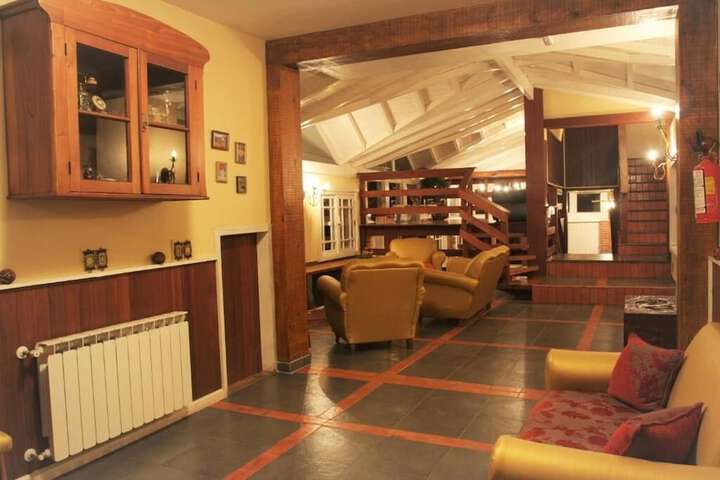 Guest Lobby