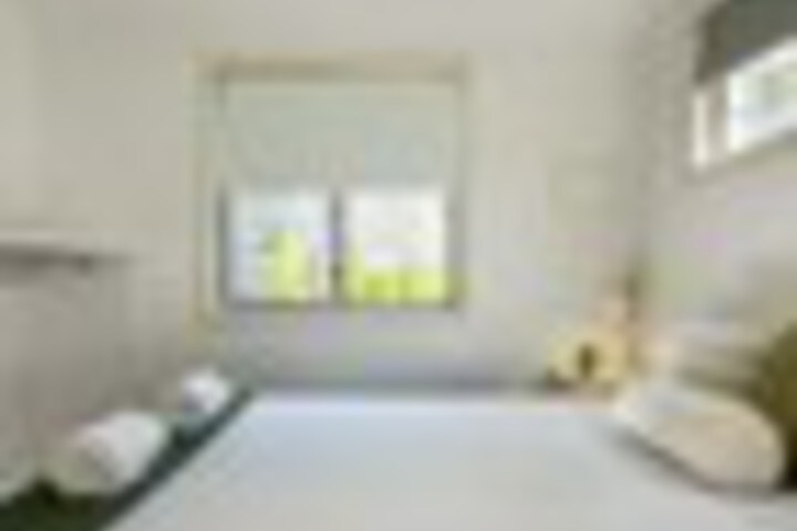 Room 11 of 279