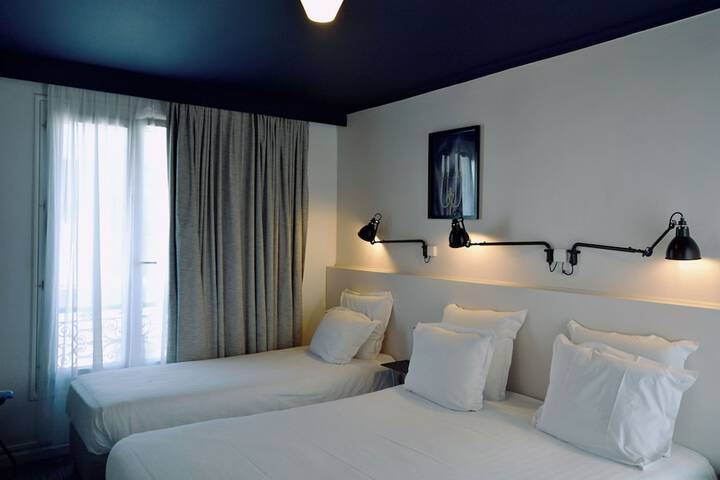 Room 49 of 109