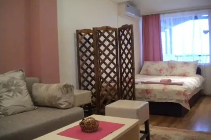 Room 3 of 13