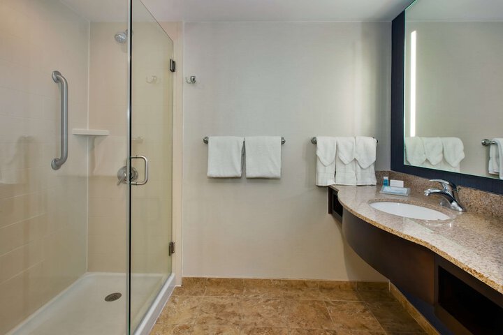 Bathroom shower