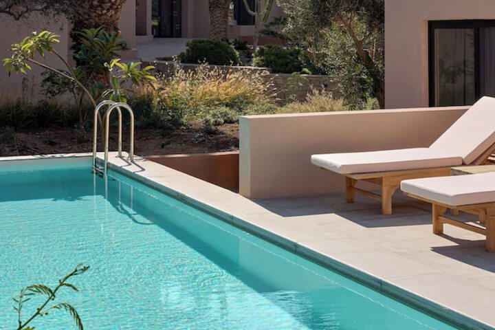 Pool 67 of 219