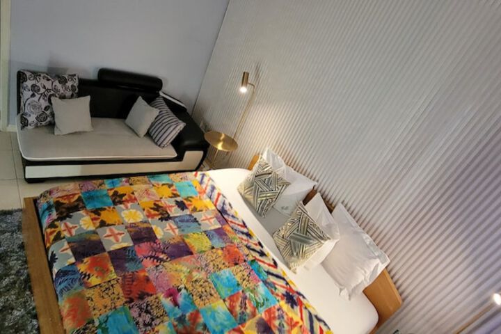 Room 16 of 58