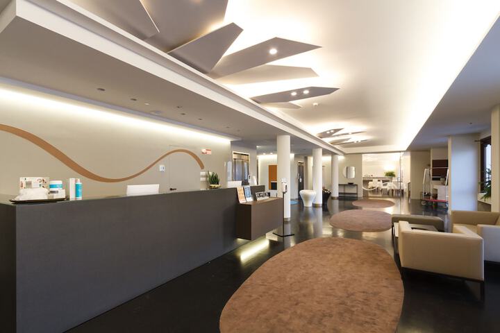 Hotel Interior 7 of 105