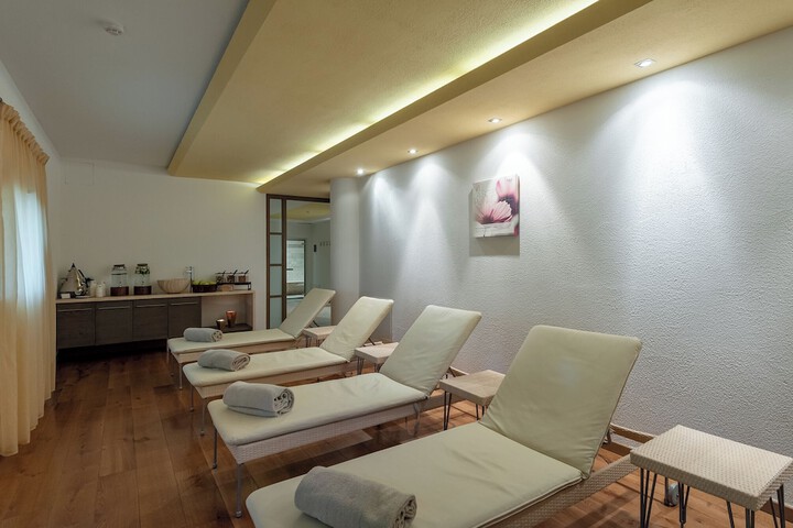 Spa 58 of 76