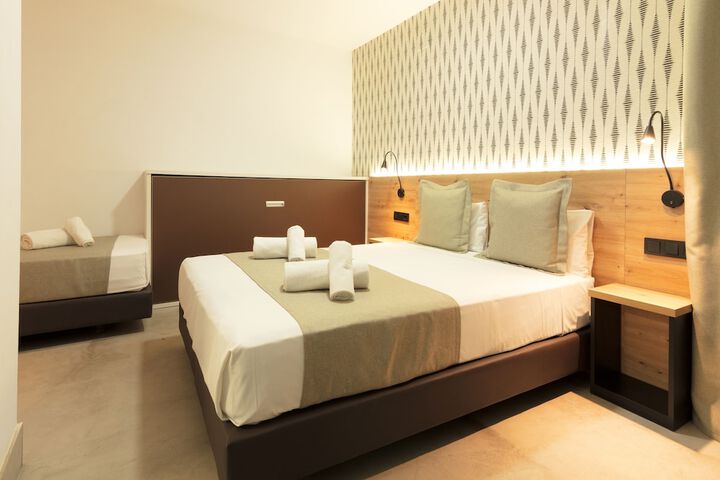Room 30 of 120