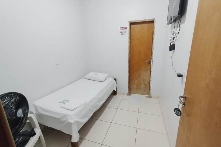 Room 5 of 13