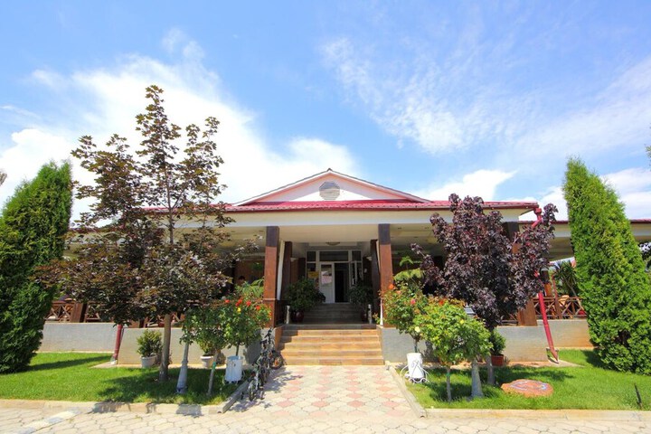 Hotel 7 of 23