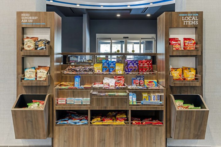 Snack bar