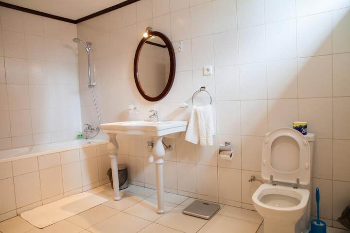 Bath Amenities