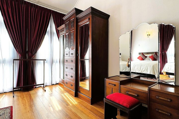 Room 21 of 108