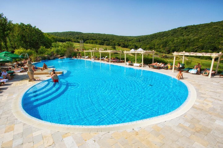 Pool Hotel