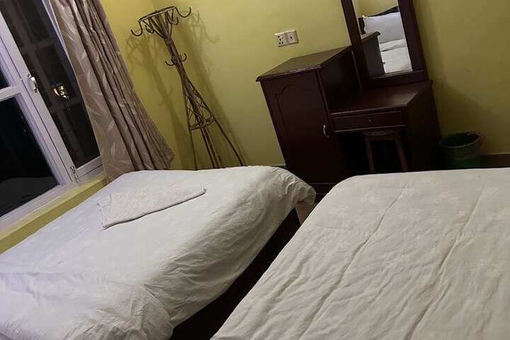 Room 22 of 43