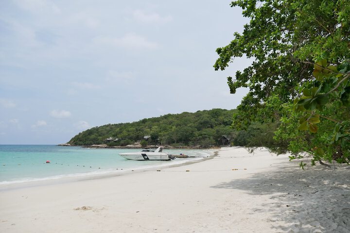 Beach 18 of 22