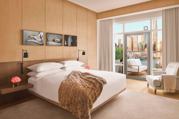 Room 42 of 109