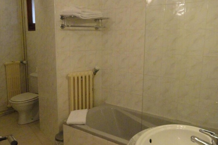 Room 35 of 55