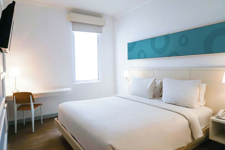 Room 6 of 40