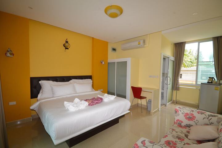 Room 13 of 60
