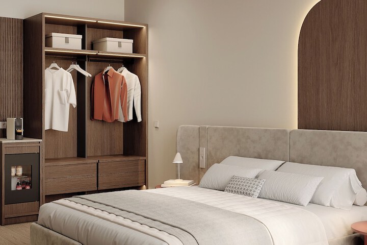 Room 25 of 165