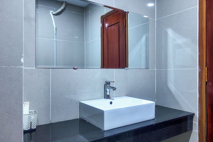 Room 15 of 40