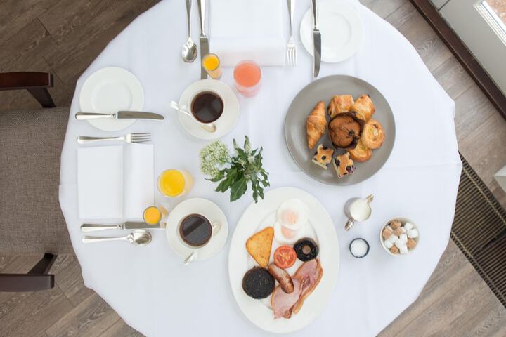 Breakfast/Coffee Service 90 of 97