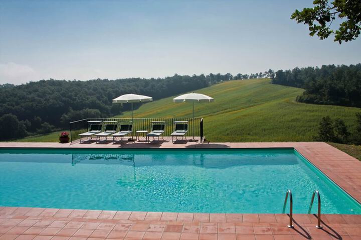 Pool 45 of 74
