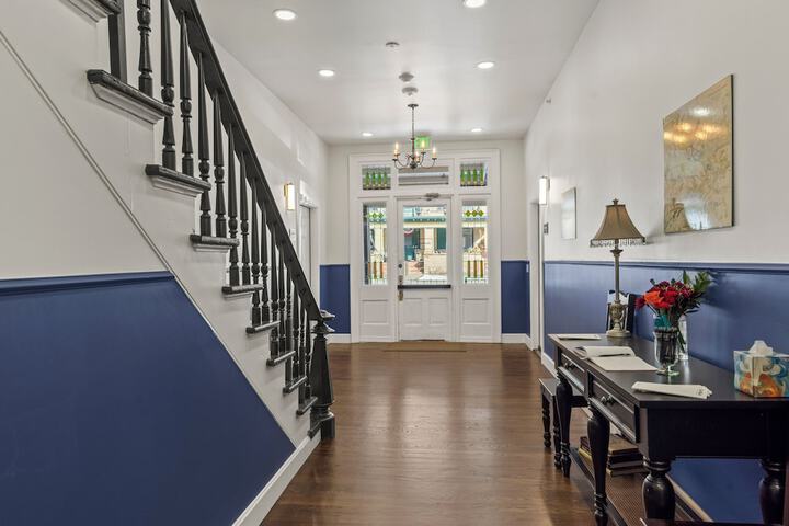 Ballroom/Hall 54 of 59