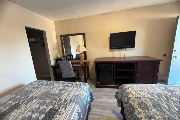 Room 42 of 72