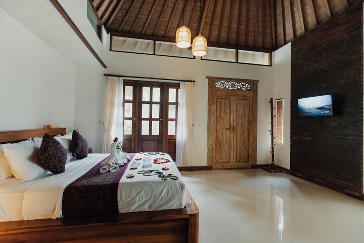 Room 13 of 66