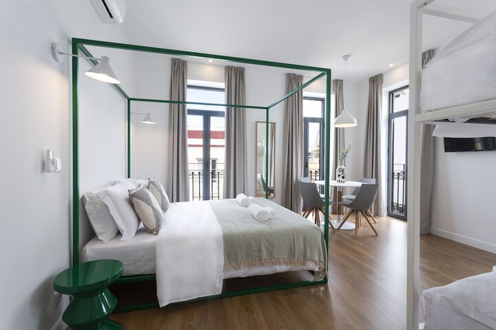 Room 15 of 71