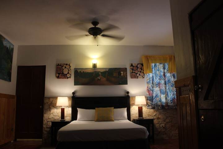 Room 30 of 52